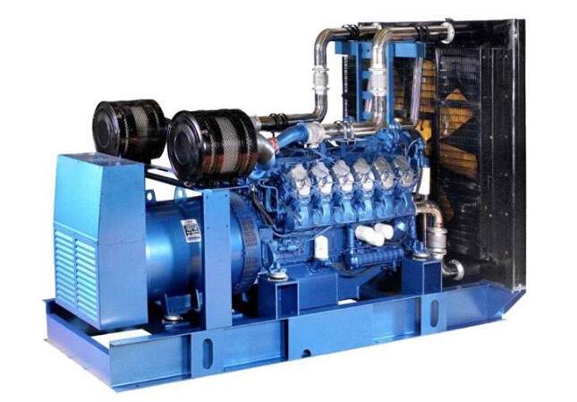 桂林康明斯30kw小型柴油二手发电机组 桂林康明斯30kw小型柴油二手发电机组